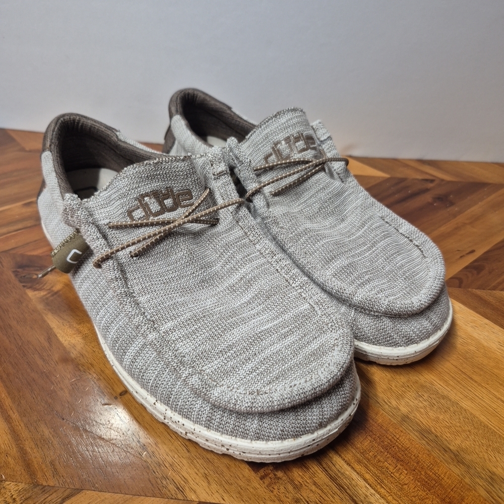 Men's HEYDUDE Wally Stretch in the color Limestone, Size 8